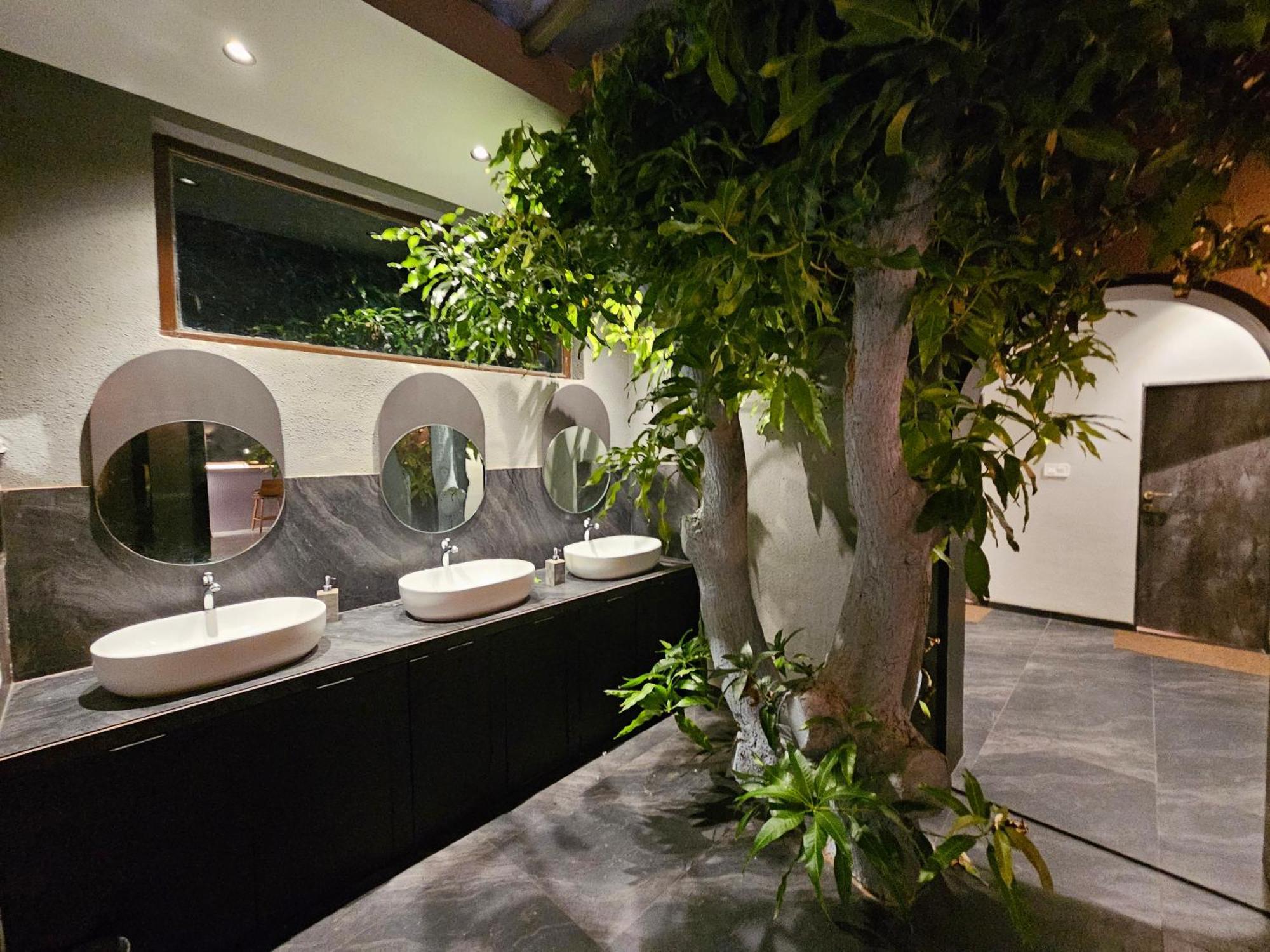 River Estates Luxury Resort & Spa Karjat Exterior foto